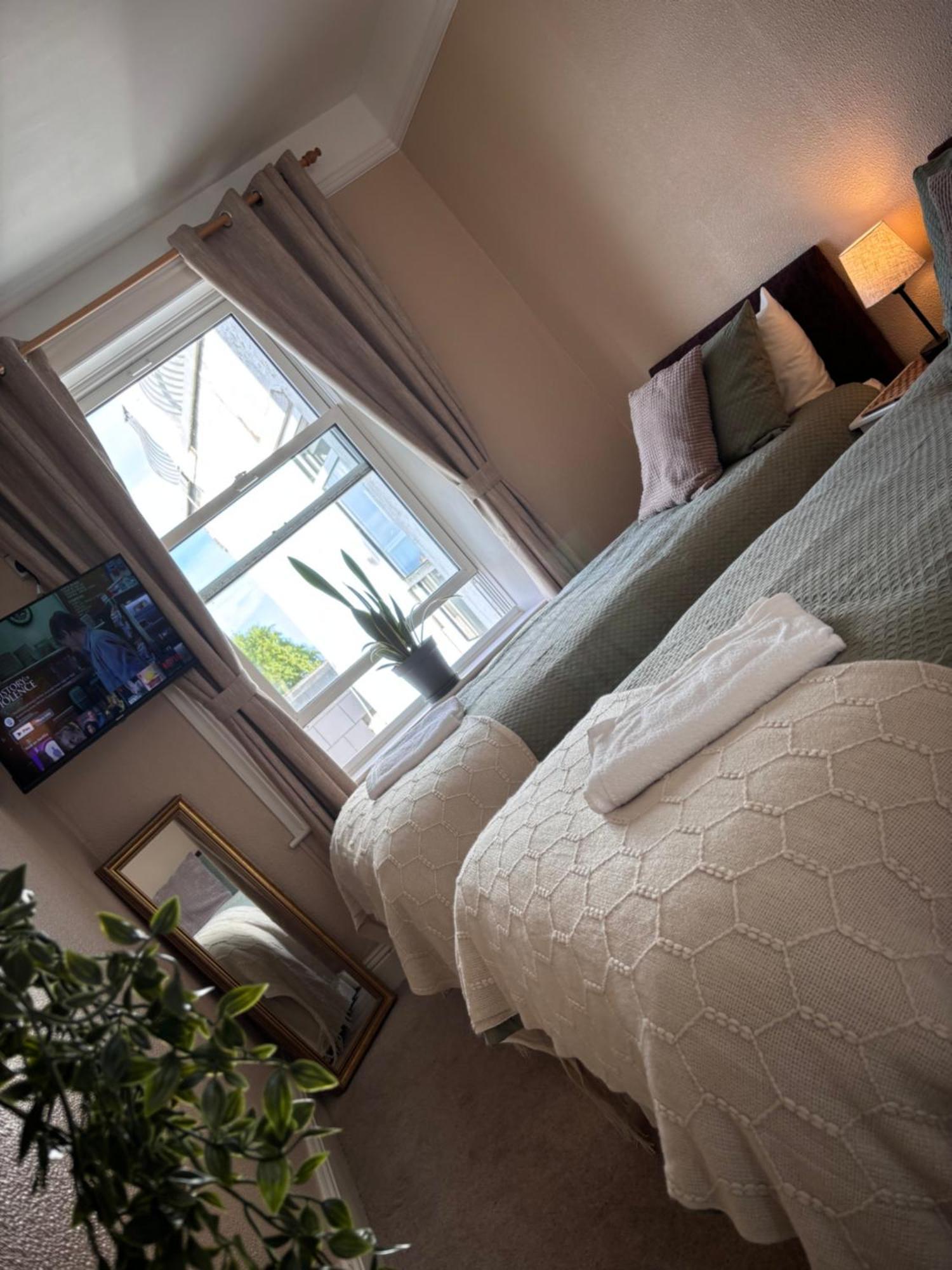 Bonjour Guest House Braye Exterior foto